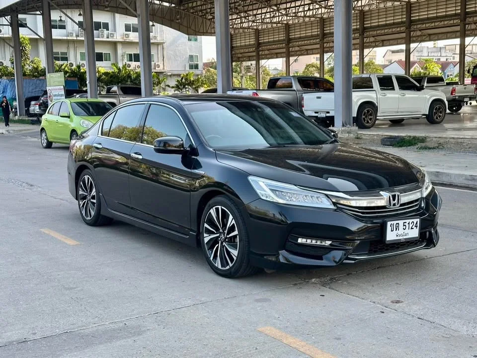 2017 Honda Accord IX 2