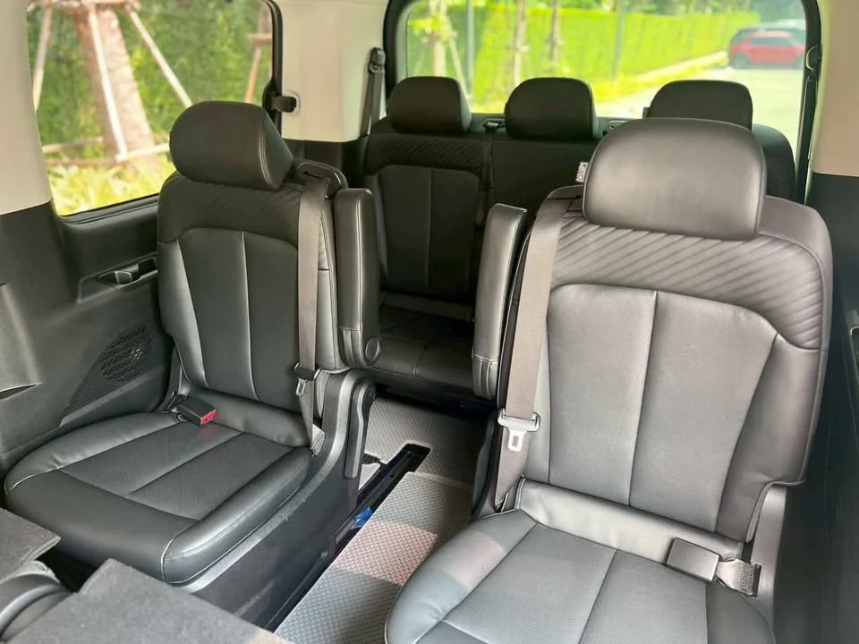 2021 Hyundai Staria US4 3