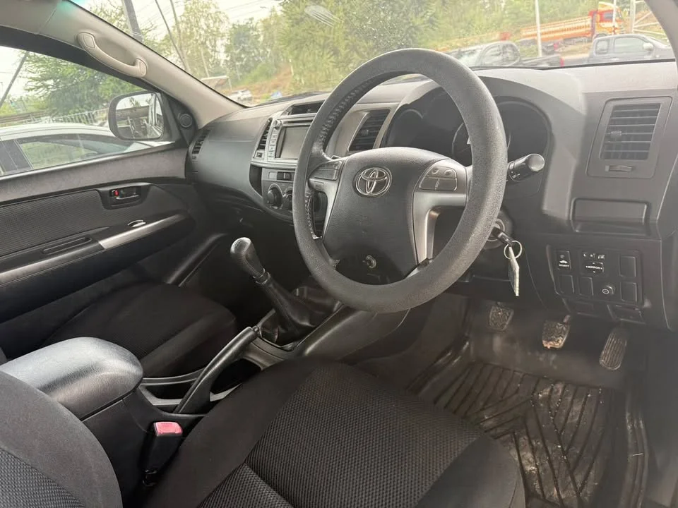 2014 Toyota Hilux VII 3