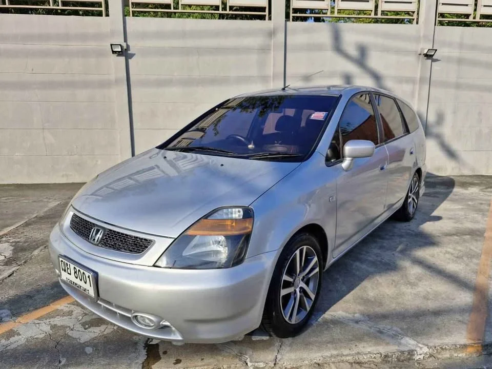 2004 Honda Stream I 2