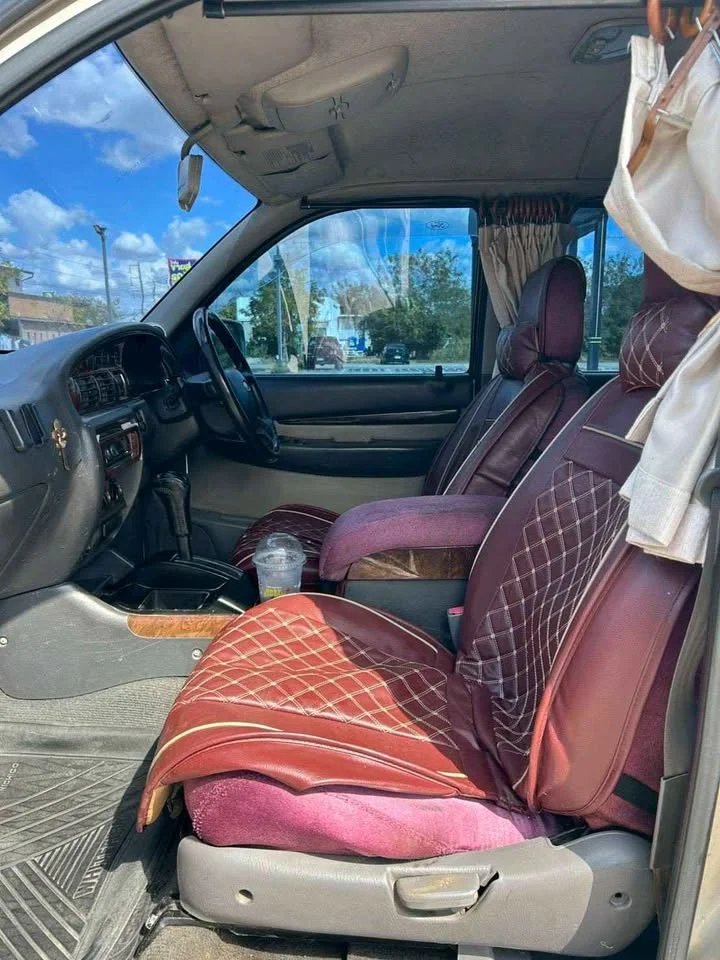 2003 Ford Everest I 2