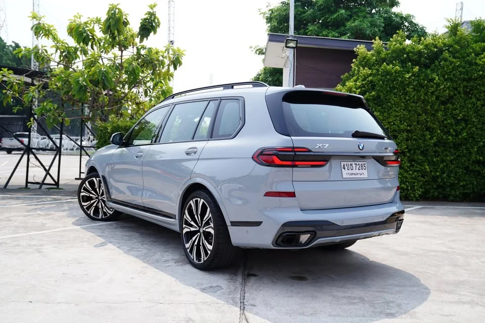 2025 BMW X7 G07 3