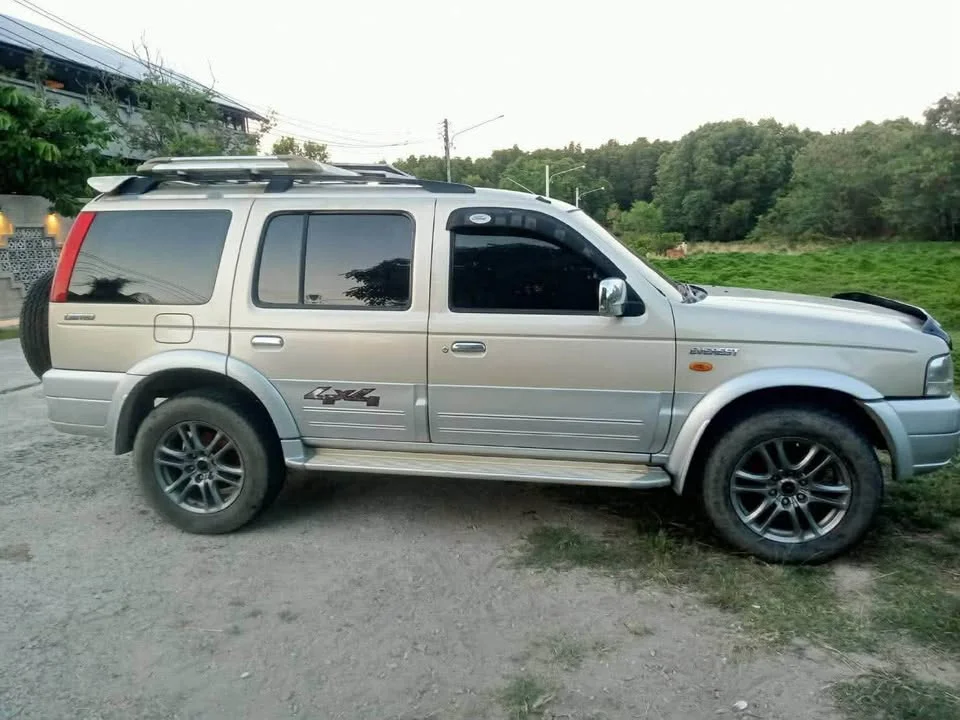 2003 Ford Everest I 2