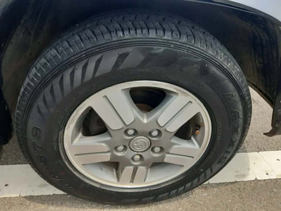 1998 Toyota Hilux Tiger VI 3
