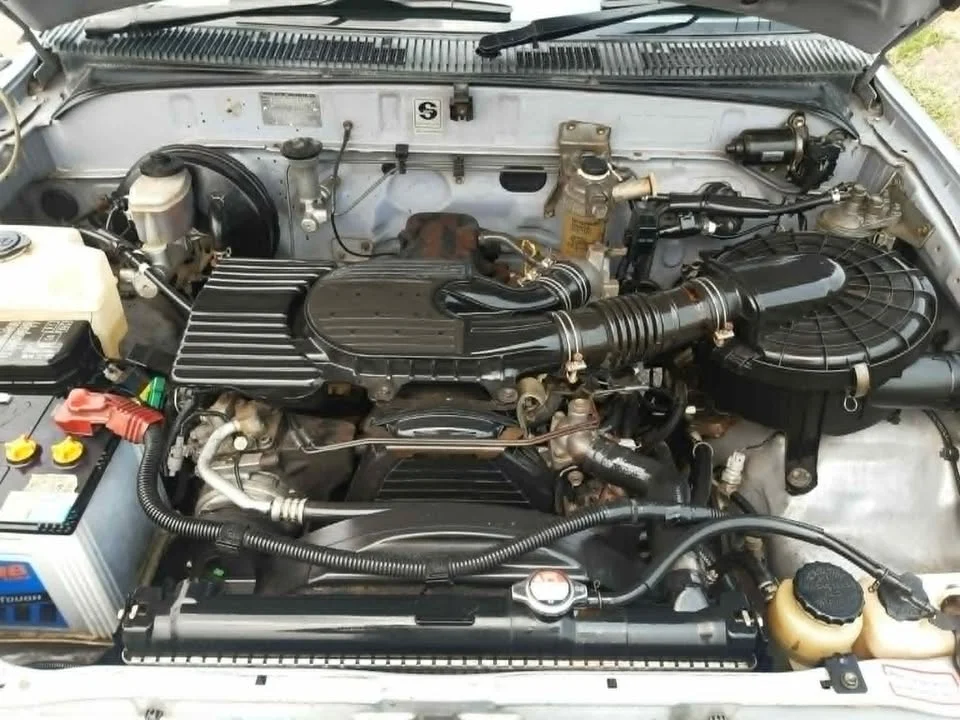 1998 Toyota Hilux Tiger VI 2