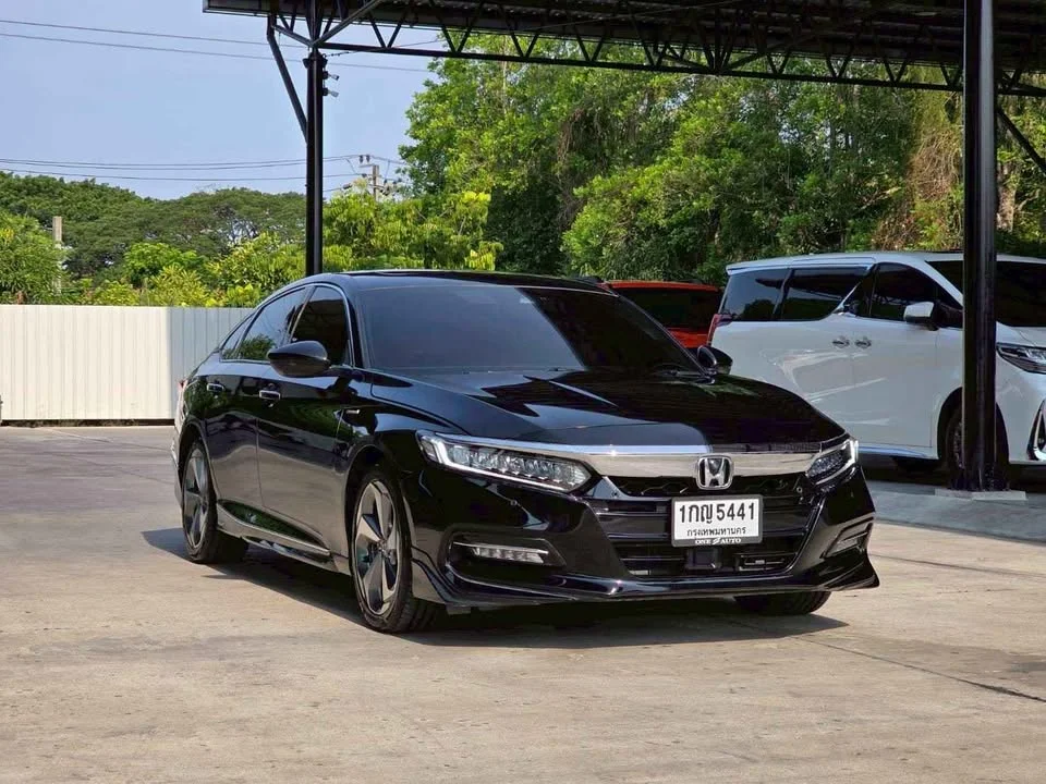 2020 Honda Accord X 3