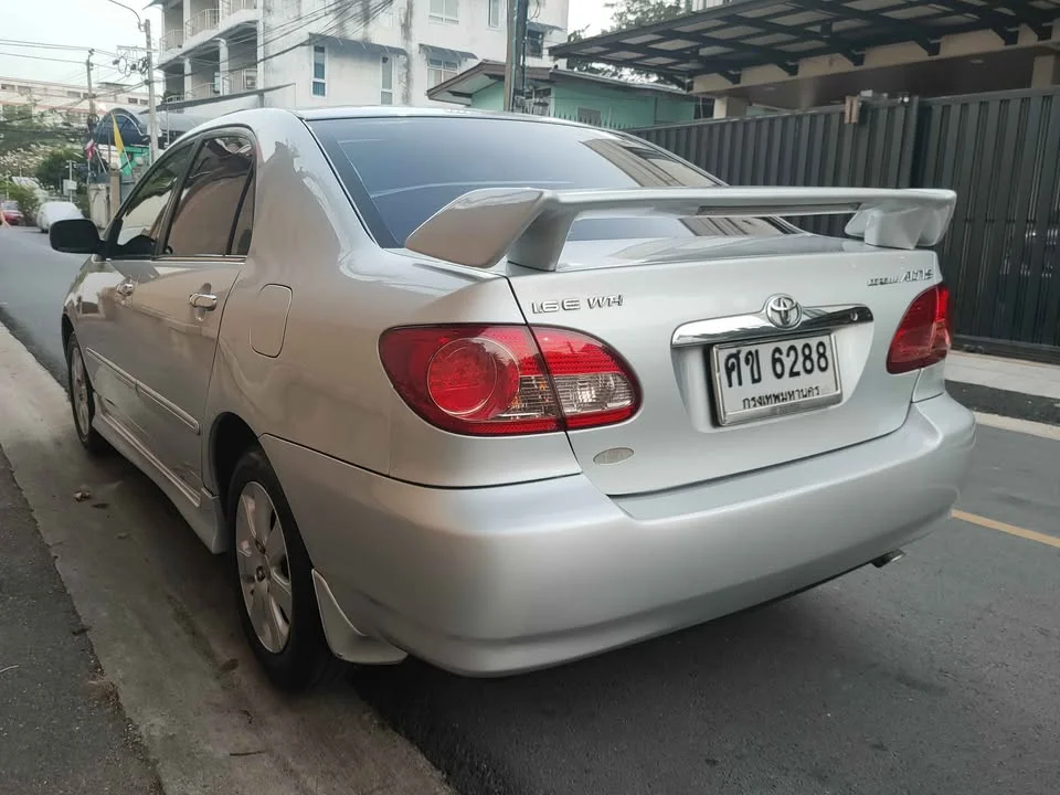 2004 Toyota Corolla Altis IX (E120) 2