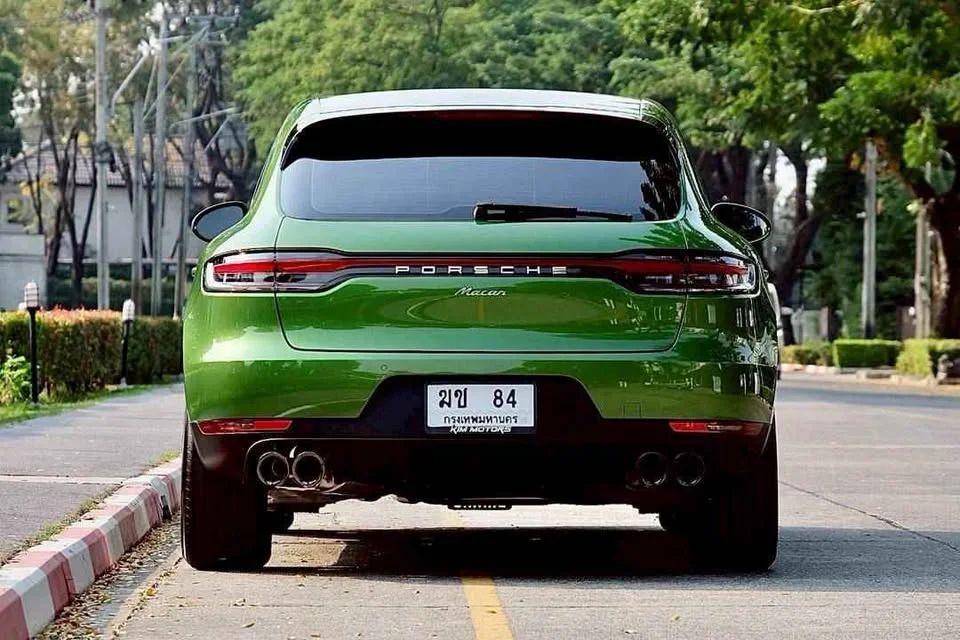 2020 Porsche Macan I 3