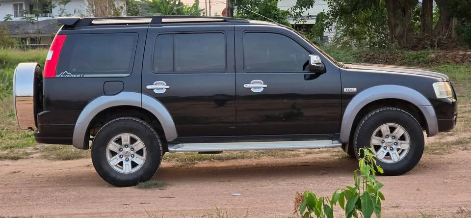 2008 Ford Everest I 3