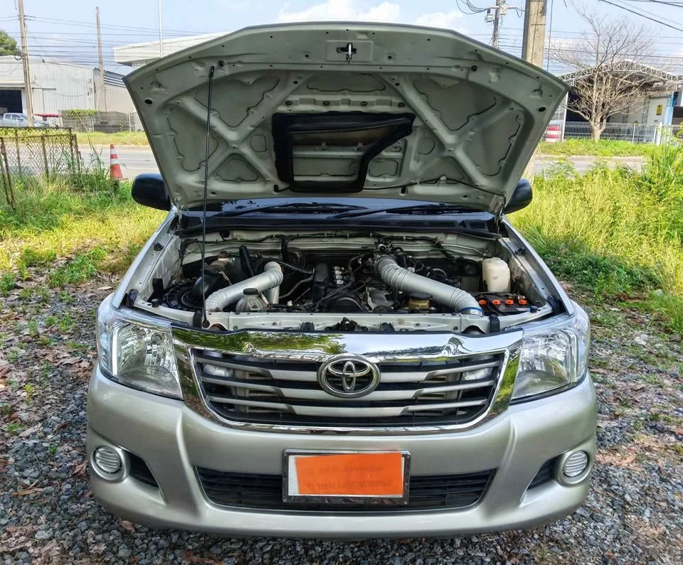 2013 Toyota Hilux VII 2