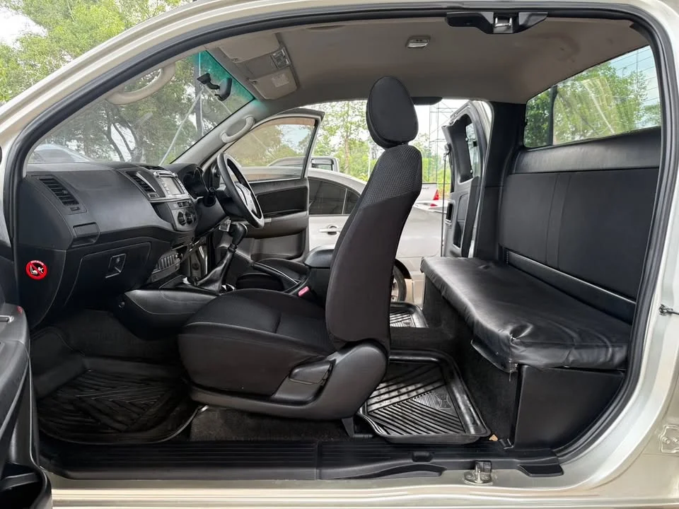 2014 Toyota Hilux VII 3