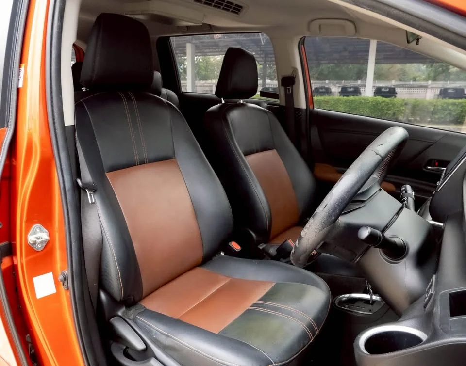 2017 Toyota Sienta II 3