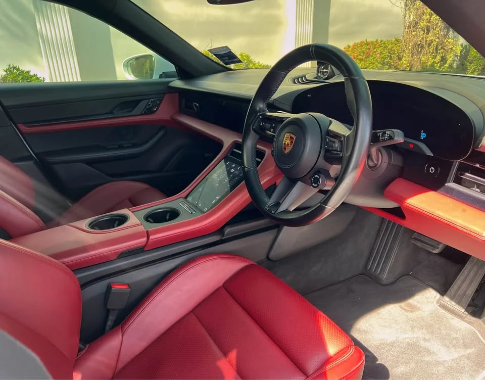 2020 Porsche Taycan 9J1 2
