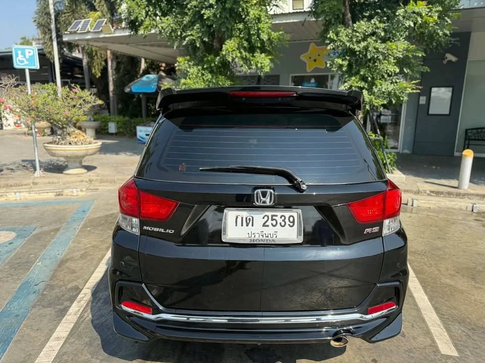 2015 Honda Mobilio II 3