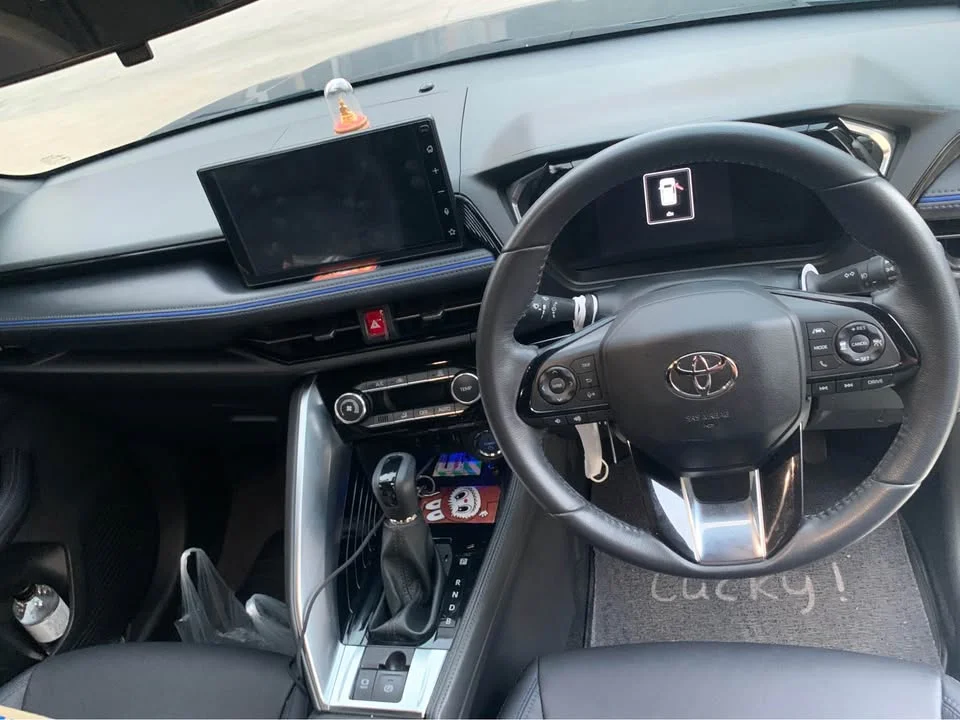 2024 Toyota Yaris Cross AC200 3