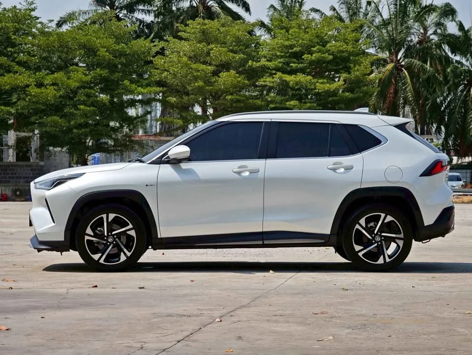 2023 Toyota Yaris Cross AC200 2