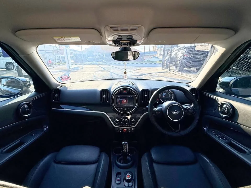 2020 Mini Countryman II 2