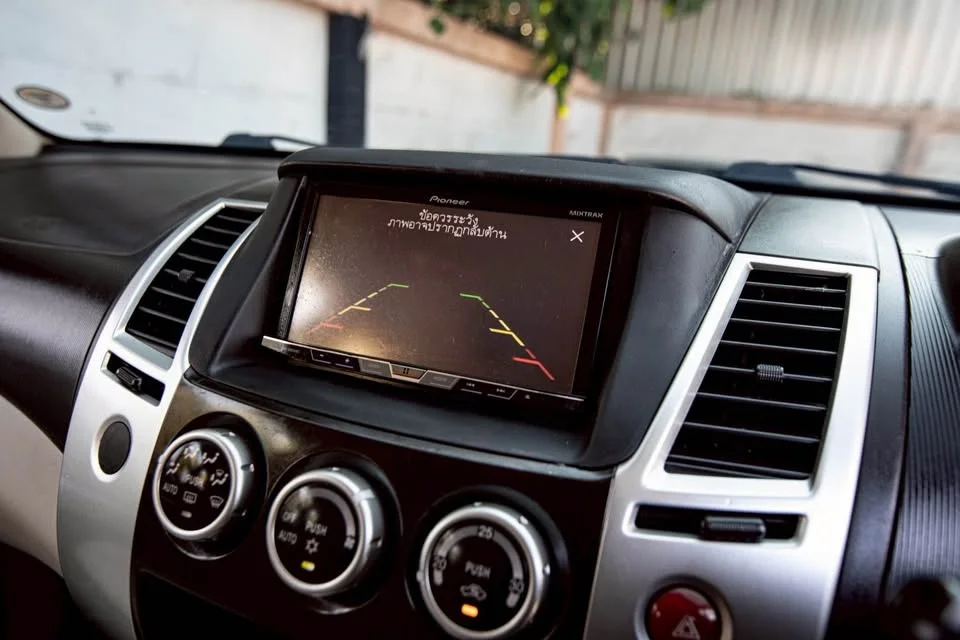 2012 Mitsubishi Pajero Sport II 3