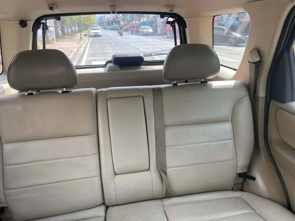 2004 Ford Escape I 3