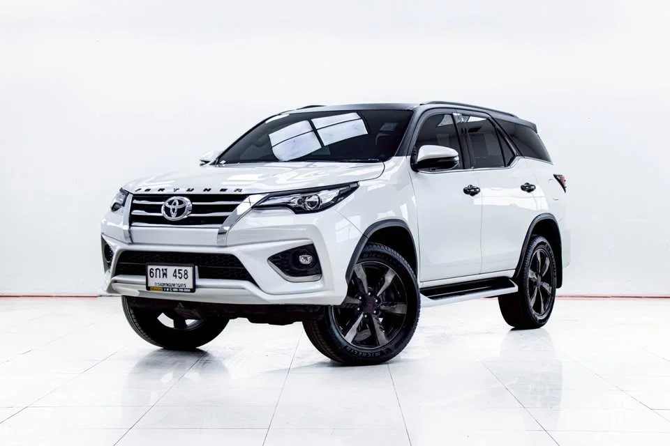 2018 Toyota Fortuner II 2