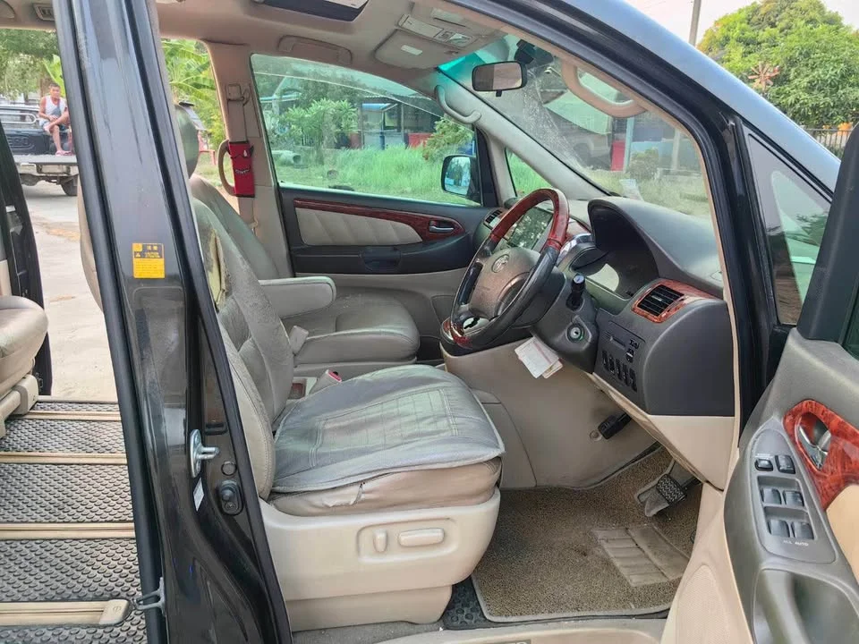 2005 Toyota Alphard, Vellfire I (AH10) 2