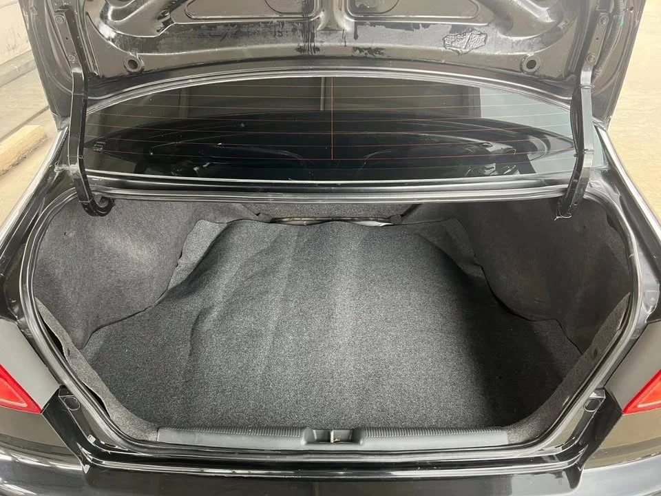 2005 Honda Civic VII 2