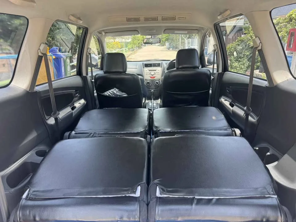 2012 Toyota Avanza II 2