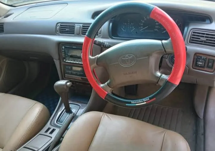 2000 Toyota Camry IV (XV20) 3
