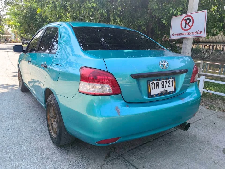 2010 Toyota Vios II 2