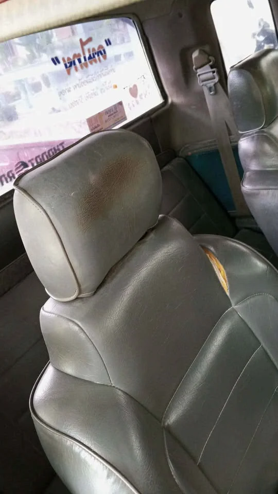 1986 Mitsubishi Triton II 2