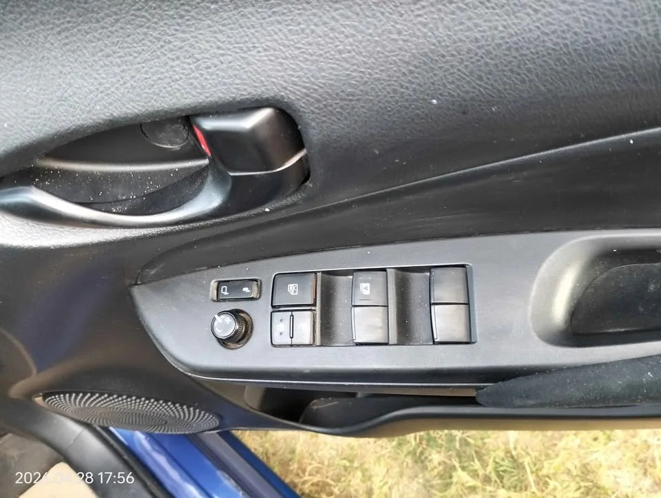 2018 Toyota Yaris ATIV III 3