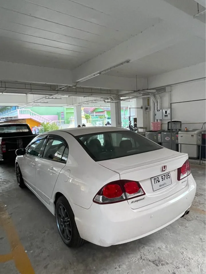 2011 Honda Civic VIII 2