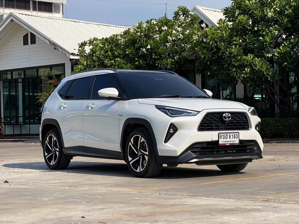 2023 Toyota Yaris Cross AC200 2