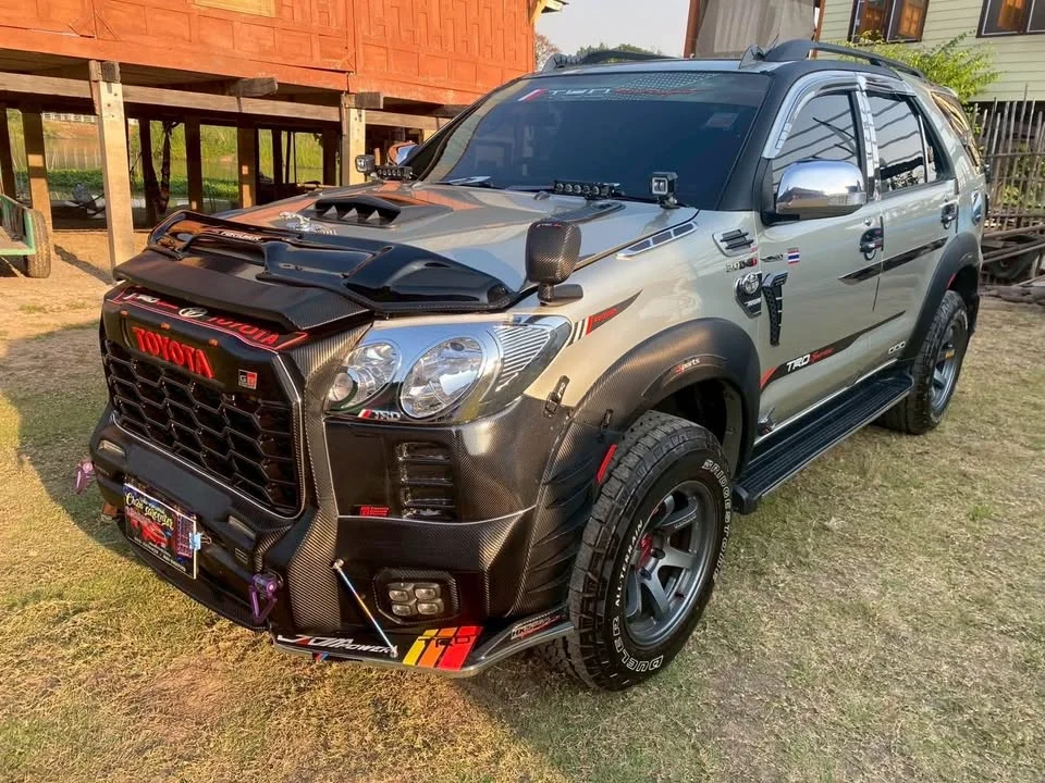 2005 Toyota Fortuner I 3