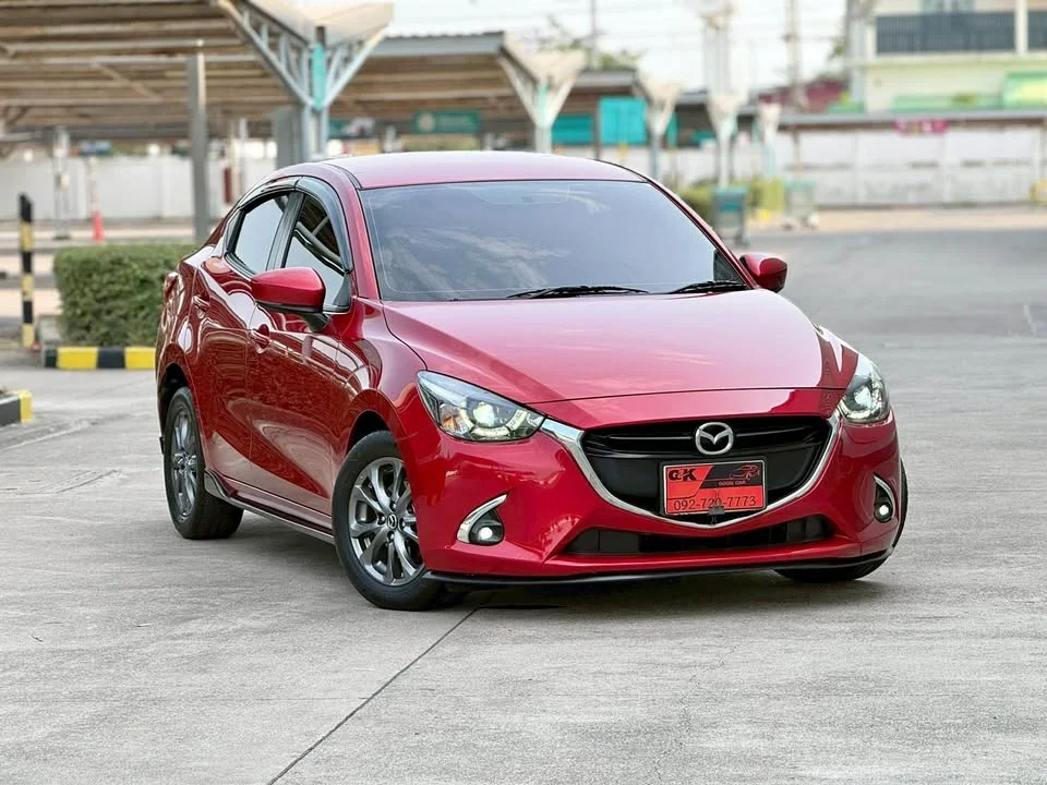 2017 Mazda 2 III 3