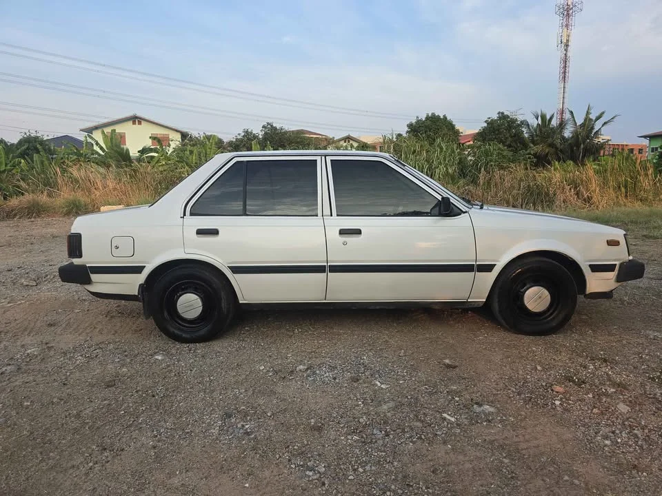 1993 Mitsubishi Triton I  3