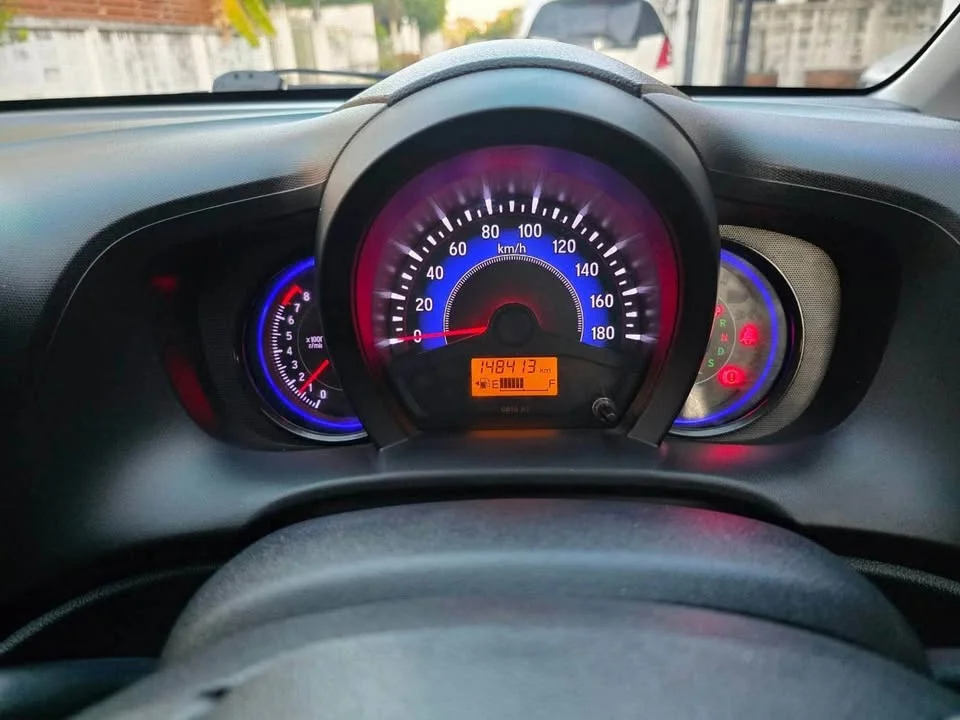2015 Honda Mobilio II 2
