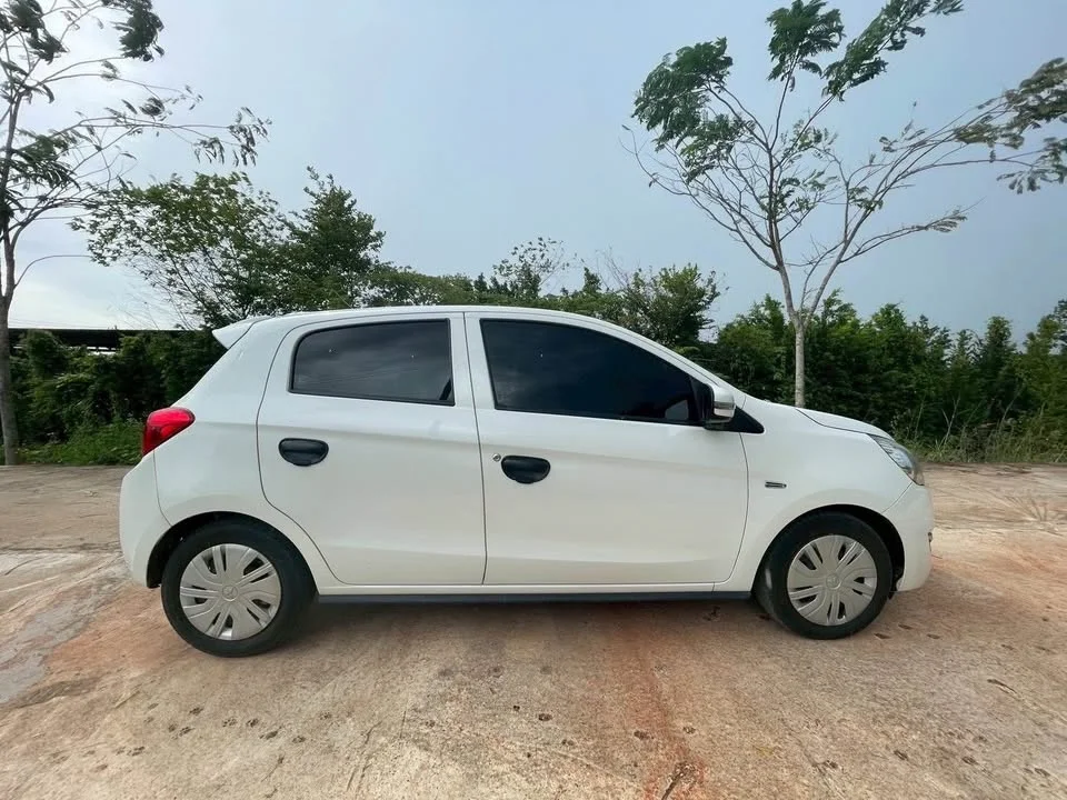 2017 Mitsubishi Mirage VI 2