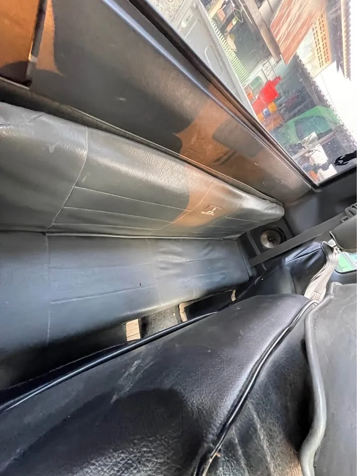 1987 Mitsubishi Triton II 3