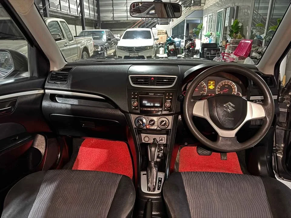 2012 Suzuki Swift II 2