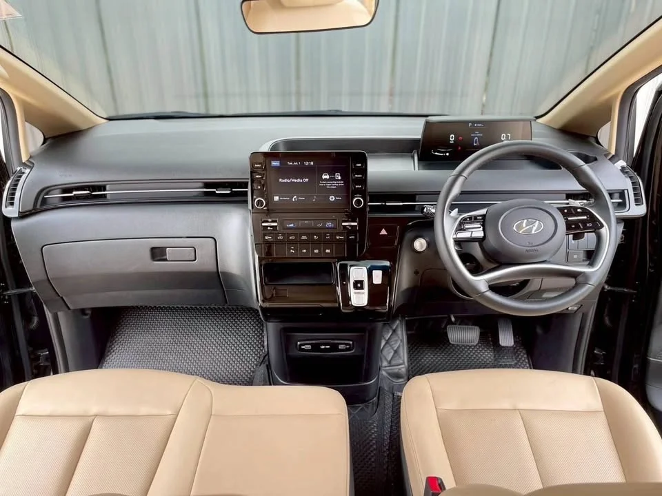 2023 Hyundai Staria US4 2
