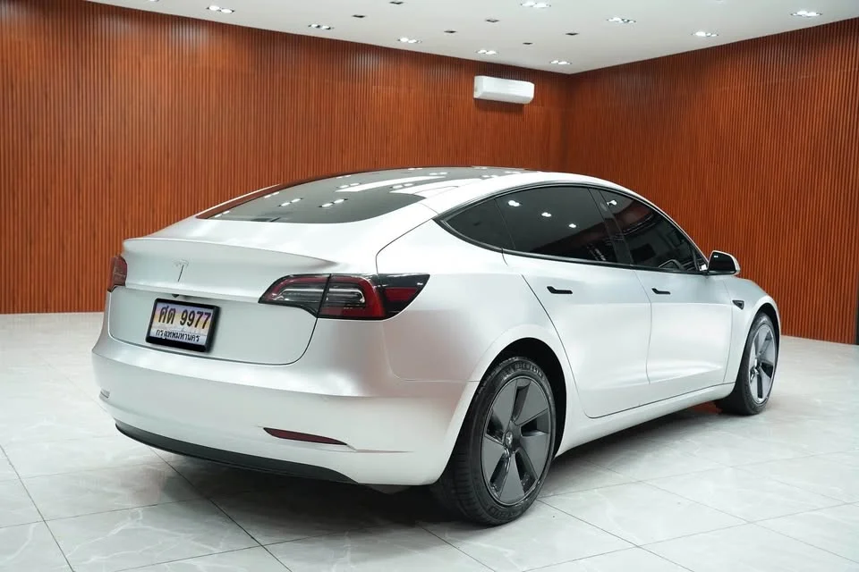 2022 Tesla Model 3 2