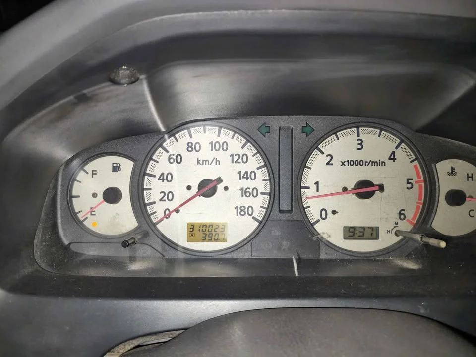 2005 Nissan Urvan V (E25) 2