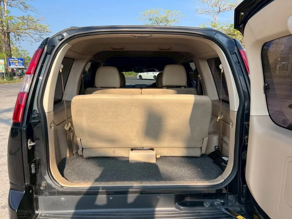 2011 Ford Everest I 2