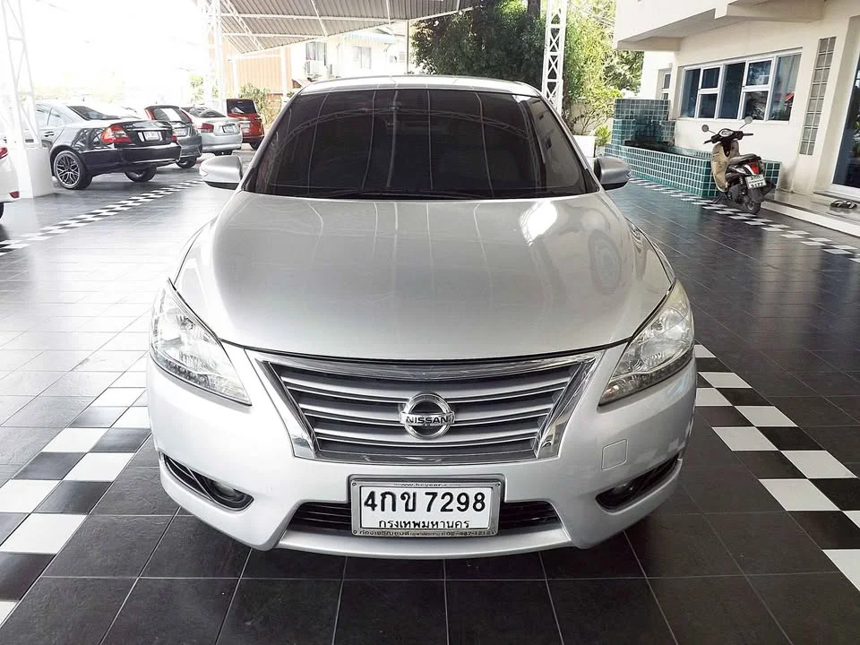 2013 Nissan Sylphy III (B17) 3