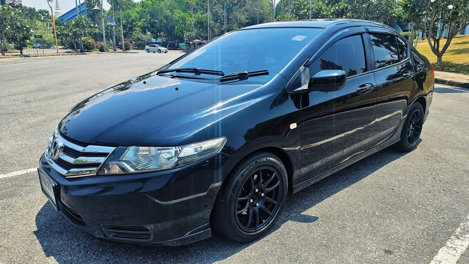 2013 Honda City V 3