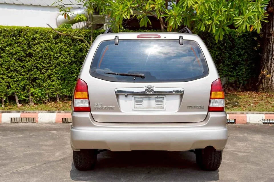 2003 Mazda Tribute I 3