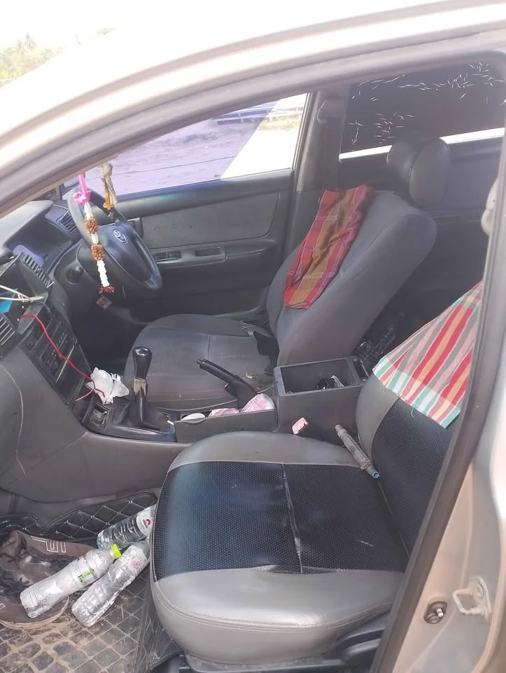 2004 Toyota Corolla Altis IX (E120) 2