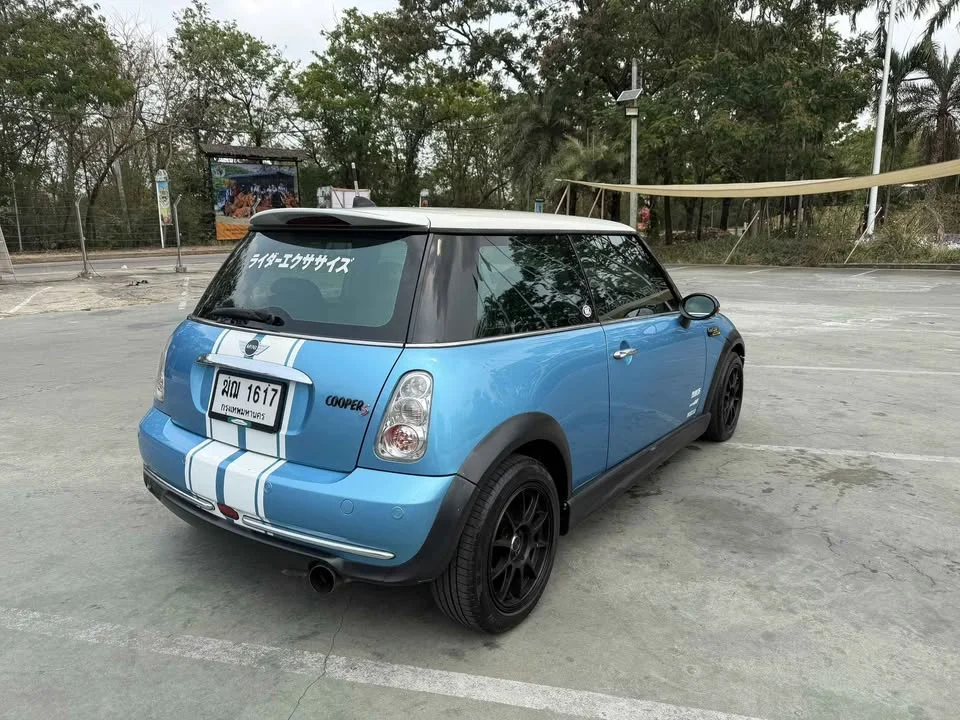 2004 Mini Hatch I 2