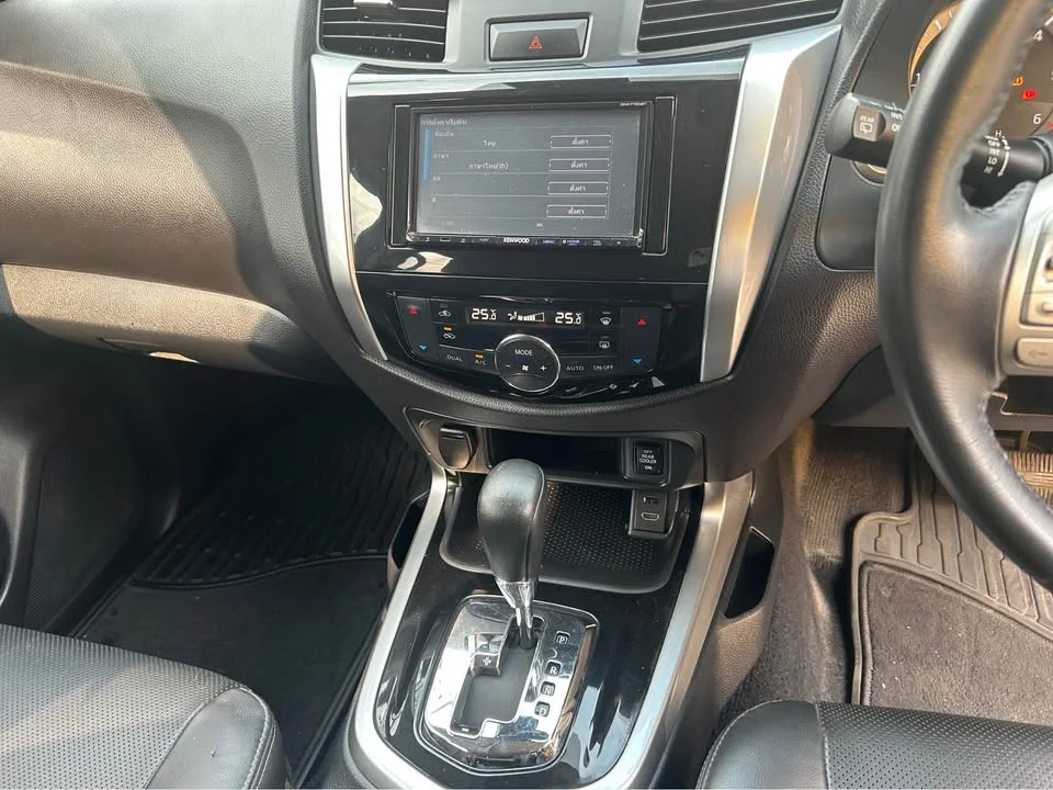 2016 Nissan Terra 2